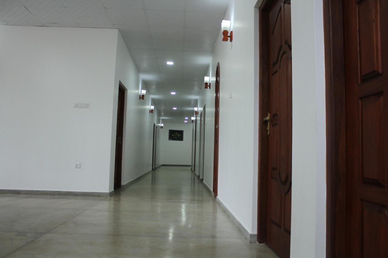 Hotel City Grand Ella Exterior photo